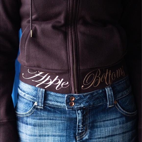 *SOLD* Apple Bottoms Sweater - Picture 6 of 7